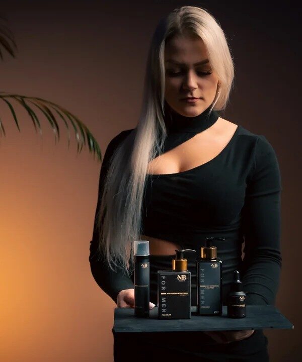 2-in-1-shower-gel-for-men-with-aloe-vera-250-ml-5e75121d.jpg NORTH BEAUTY - Kūno kremas vyrams, 150 ml