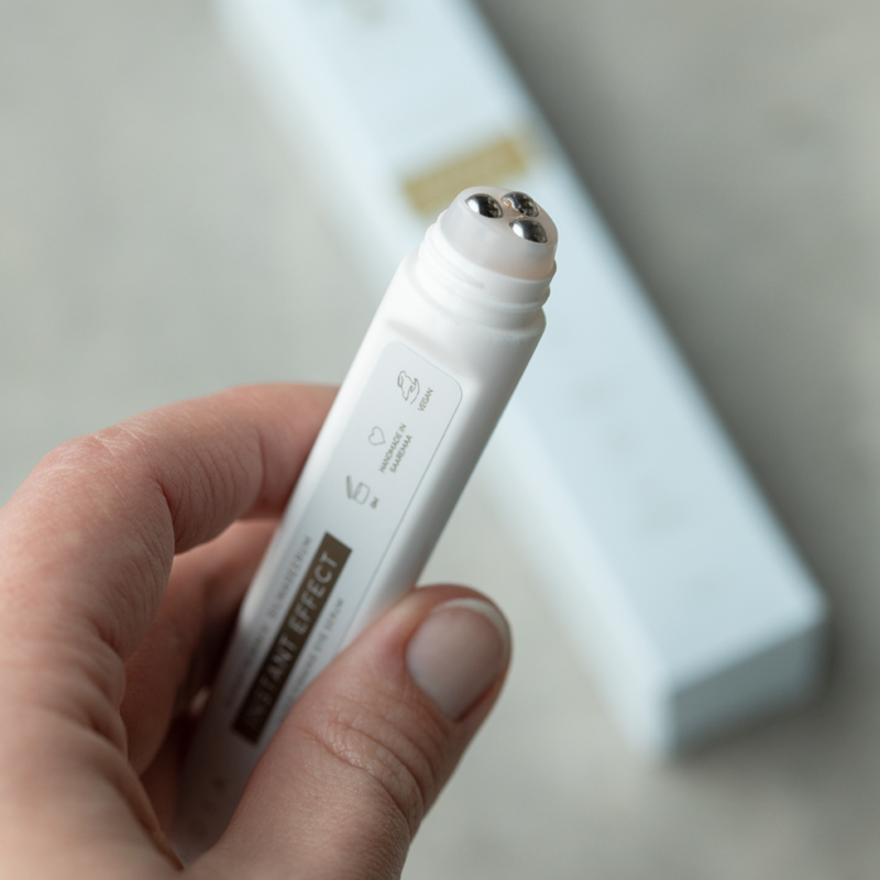 HOIA HOMESPA - Momentinio poveikio stangrinantis paakių serumas, 10ml