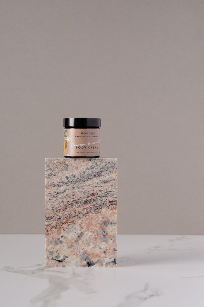 BONOBO - Apelsinų & morkų kūno kremas / Nourishes & Protects
