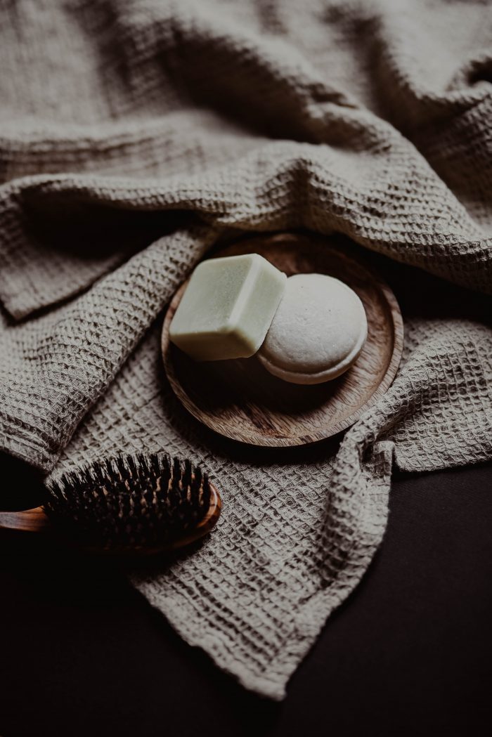 DSP_3377-1-700x1049-1.jpg V.O.H - Voh plaukų priežiūros rinkinys