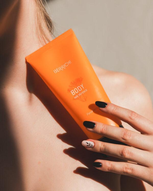 Kehakreem1-scaled-1.jpg BERRICHI - Apsauginis kūno kremas nuo senėjimo, 200ml