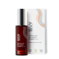 LUUV - Super Glow veido serumas su vitaminu C + D ir hialurono rūgštimi, 30 ml | Natūrali dieninė odos priežiūra COSMOS