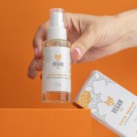 VEGAN FOX - Veido serumas su hialrono rūgštimi ir peptidais, 30 ml