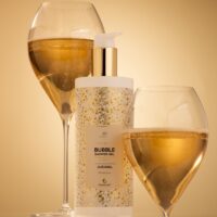 MAGRADA ORGANIC COSMETICS - Prabangus skystas rankų muilas su putojančio vyno aromatu - 400ML
