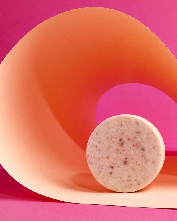 VEGAN FOX - Kietasis veido prausiklis su rausvuoju moliu, 50g