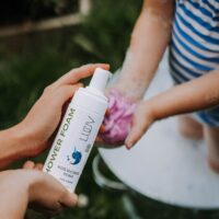 LUUV - Vaikiška dušo putos kriaušės kvapo COSMOS, 150 ml