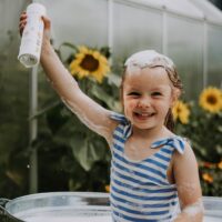 LUUV - Vaikiška dušo putos kriaušės kvapo COSMOS, 150 ml