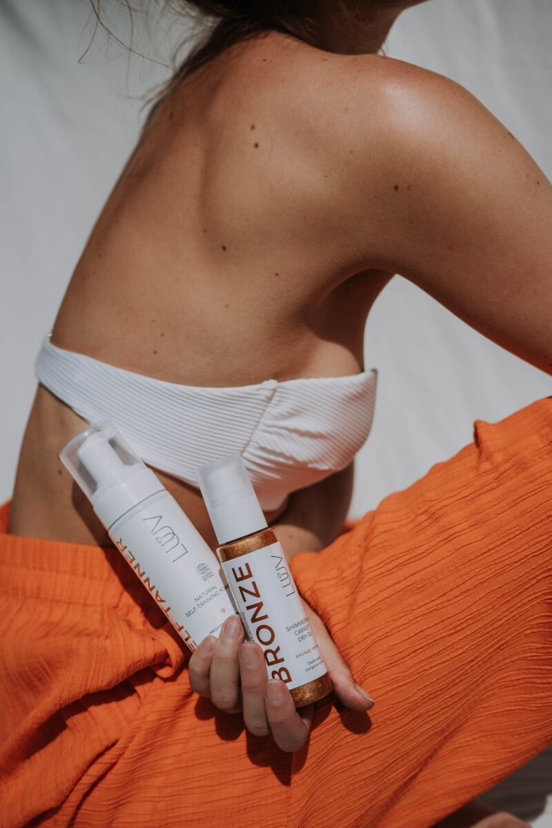 natural-self-tanning-foam-dark-cosmos-150ml-cb457bf0.jpg LUUV - Natūrali savaiminio įdegio puta tamsaus atspalvio, COSMOS, 150 ml