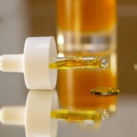 NÖRRE NORDIC - Šviesinantis Antioxidant Face aliejinis serumas REVIVE, 30 ml