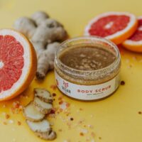 VEGAN FOX - Anticeliulitinis kūno šveitiklis su imbieru – 300 g